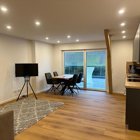 Lösnich Moselappartements By Weingut Marco Adamy מראה חיצוני תמונה