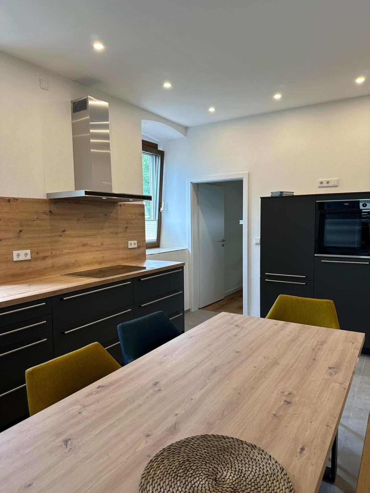 Lösnich Moselappartements By Weingut Marco Adamy מראה חיצוני תמונה