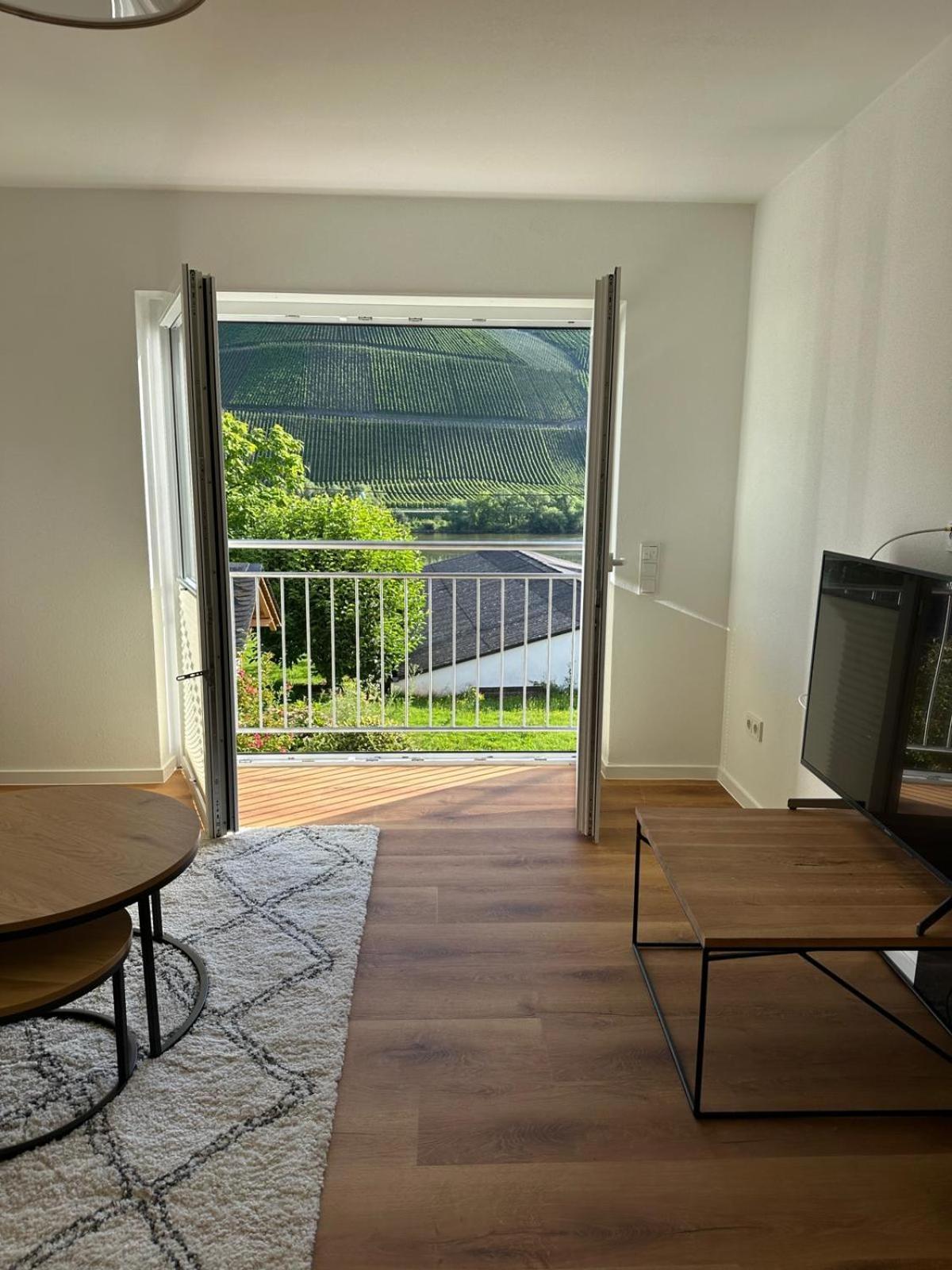 Lösnich Moselappartements By Weingut Marco Adamy מראה חיצוני תמונה